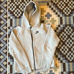 Boys Nike Gray Zip-Up Hoodie Sweatshirt